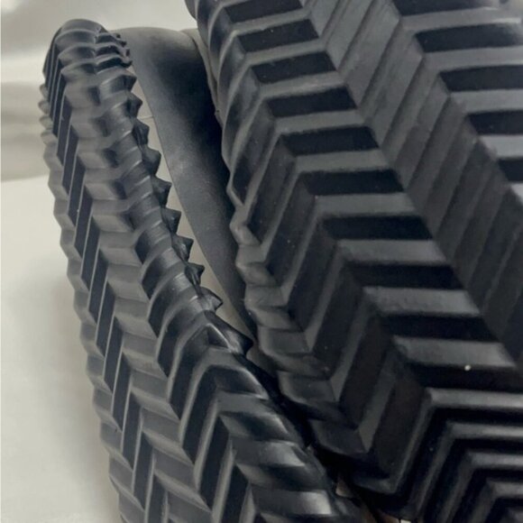 Sorel Out N About Waterproof Duck Boots Buffalo Plaid 8 - Picture 6 of 7